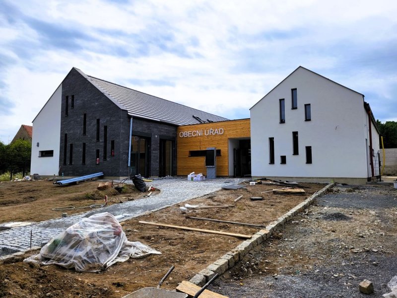Střecha na klíč obecní úřad Zvole