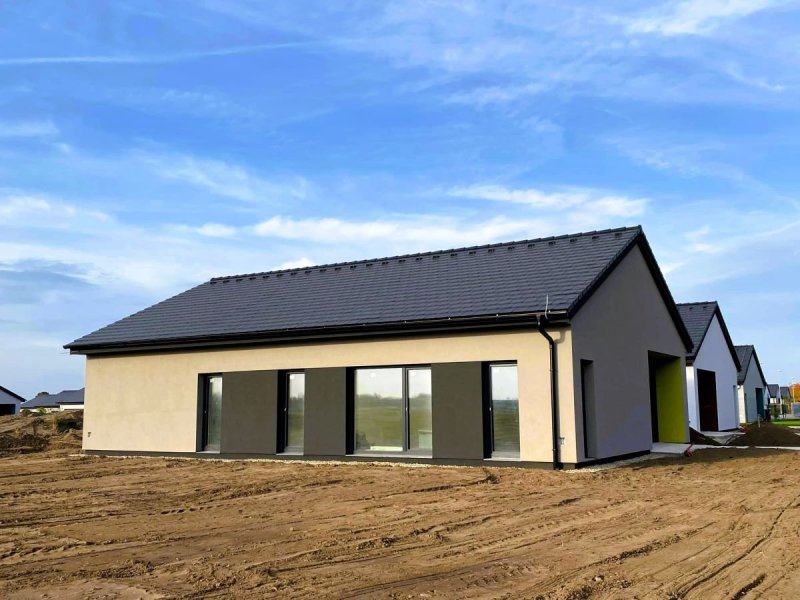 Střecha na klíč-řada RD Kostelec n.L.