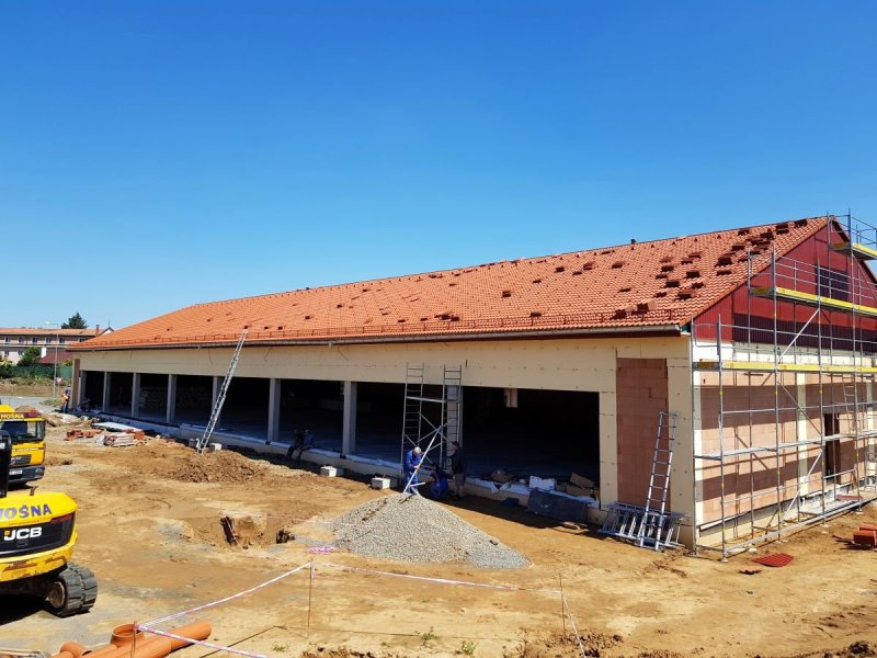 Střecha na klíč supermarket Sedlčany